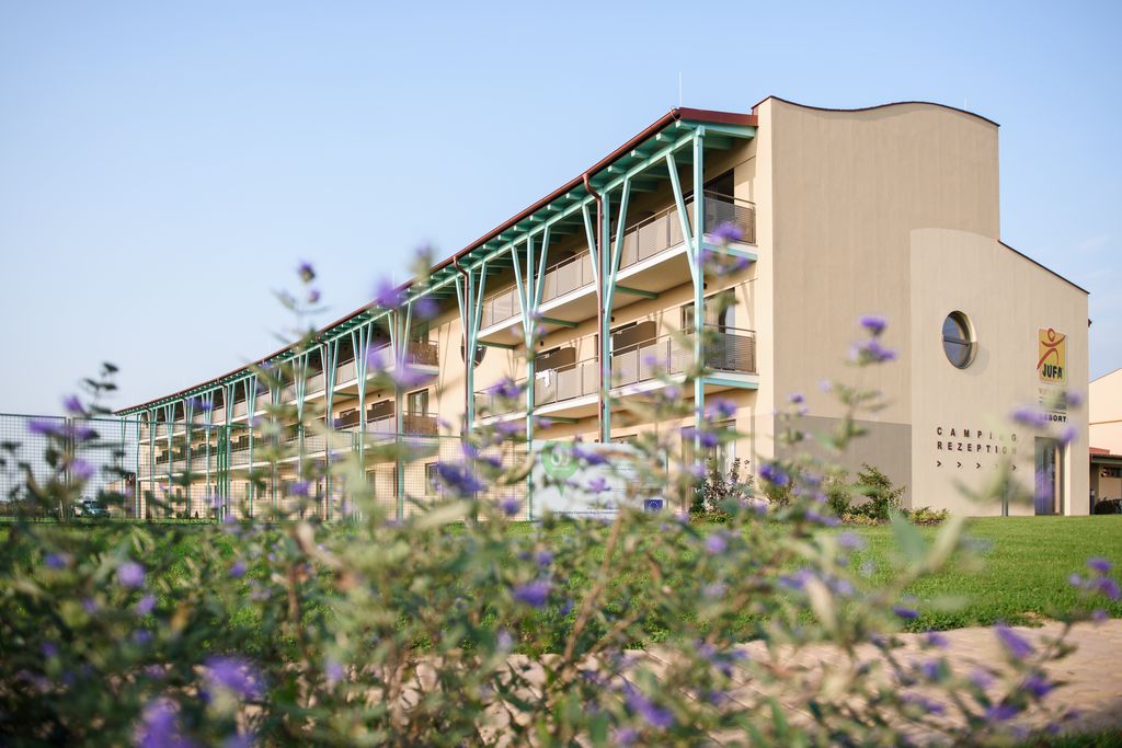 VULKÁN Wellness Hotel & Camping****